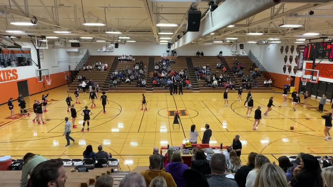 Hersey vs Rolling Meadows | Basketball | WolverinasBB